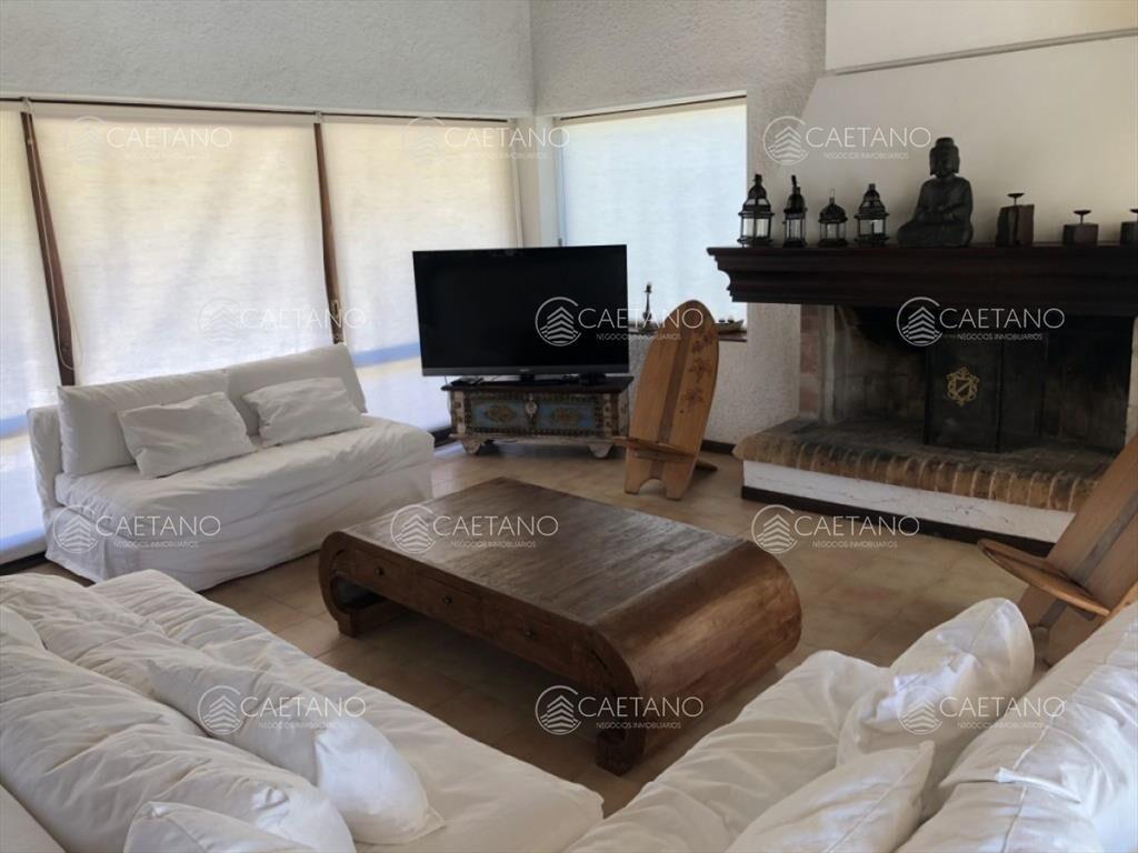 Venta y alquiler temporario casa de 4 Punta del