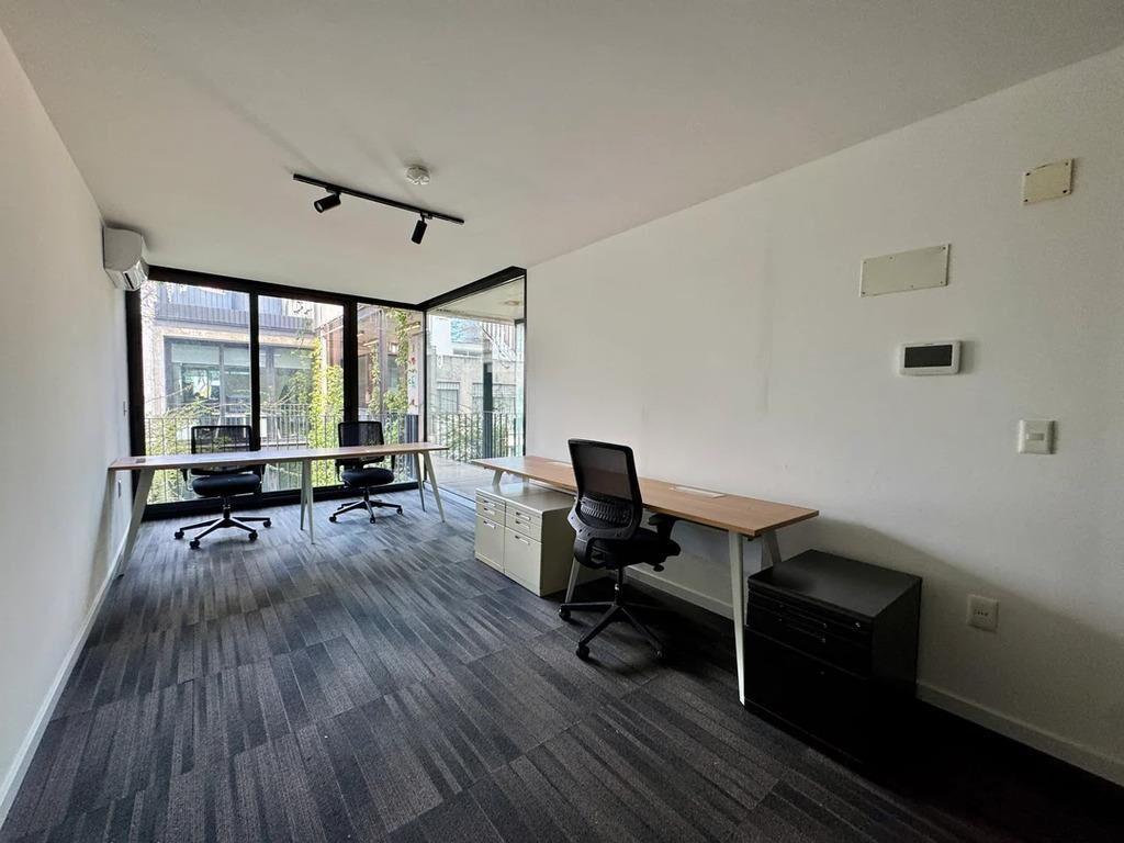 Venta de oficina, terraza con parrillero y garaje, Pocitos N