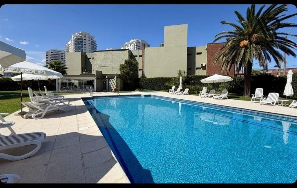 Apartamento en venta c/ cochera en Playa Mansa