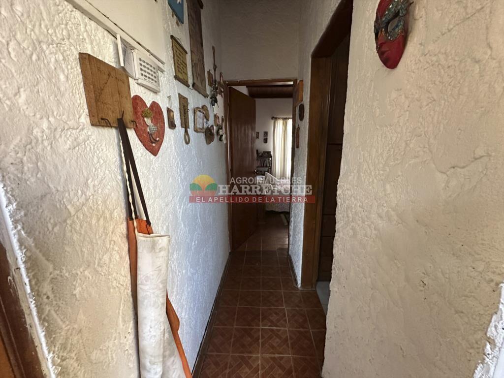 Casa en Progreso, en dos plantas, 3 dormitorios,