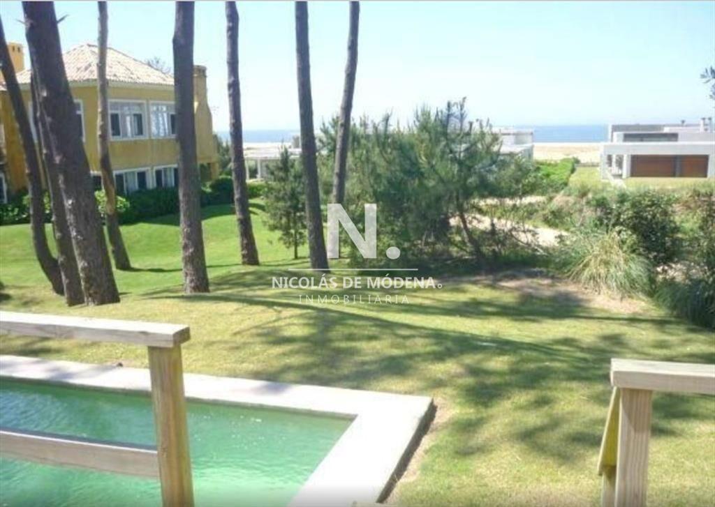 Casa en Laguna Blanca - La Barra