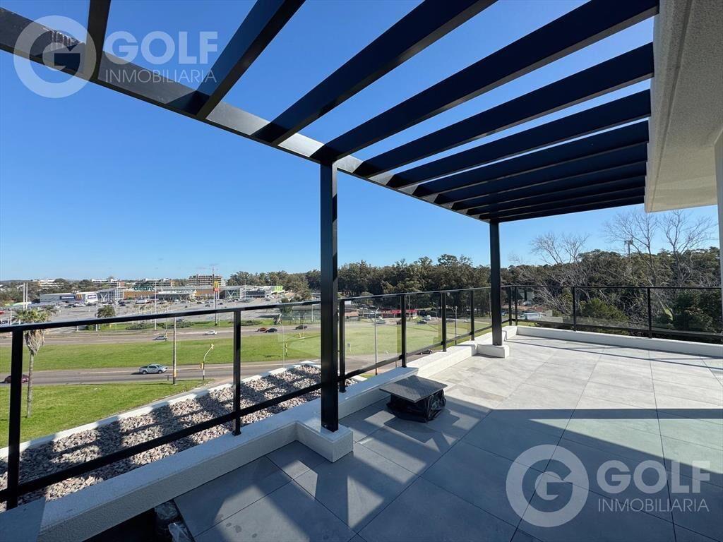 Venta de Penthouse Esquinero de 3 Dormitorios en Barra de C