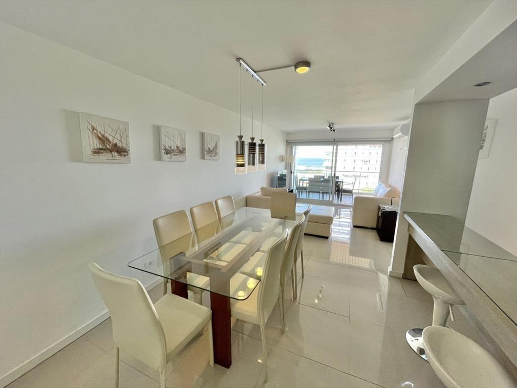 VENTA APARTAMENTO 2 DORMITORIOS BRAVA EDIFICIO VISTA BRAVA