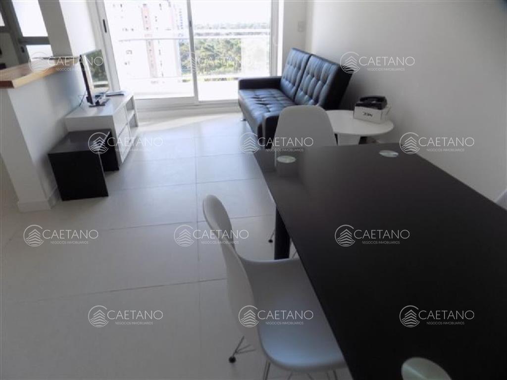 ALQUILA APARTAMENTO UN DORMITORIO , UN BAÑO