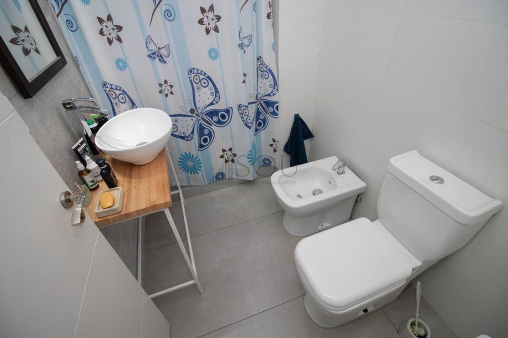 Venta de apartamento de un dormitorio con patio y parriller
