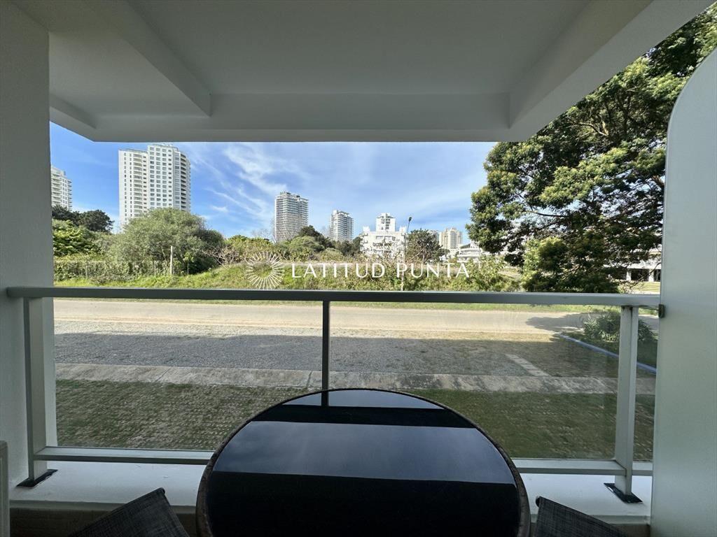 Apartamento de 1  dormitorios en alquiler en Aidy