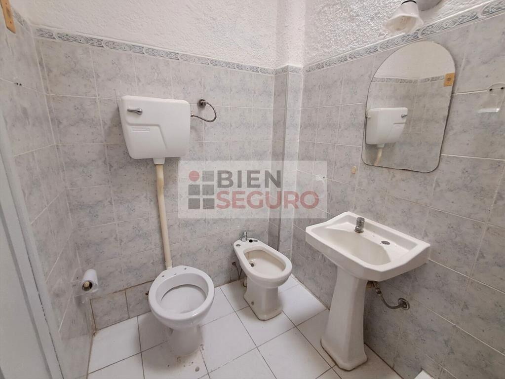 Cómoda casa padrón único con estufa a leña en alquiler en P