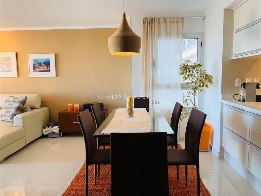 Apartamento en venta de 2 dormitorios en Miami