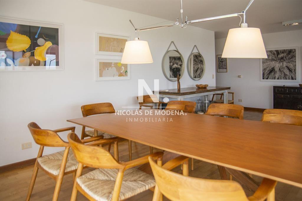 Apartamento de 3 dormitorios ensuite en primera