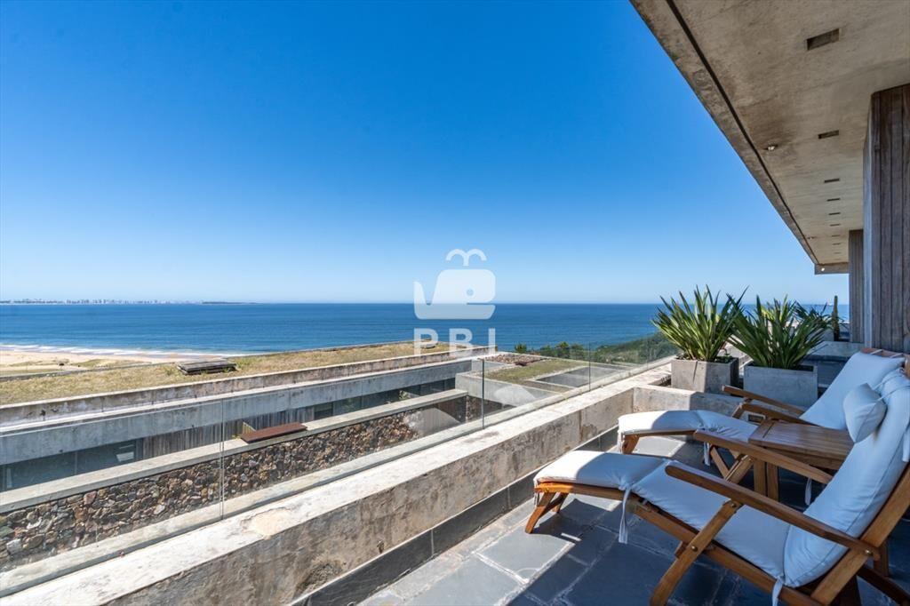 Apartamento en venta en Punta Ballena  - Sierra 1