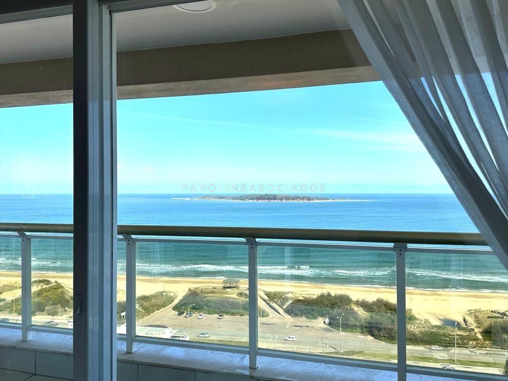 Apartamento en venta en Le Jardin de 3 en suite