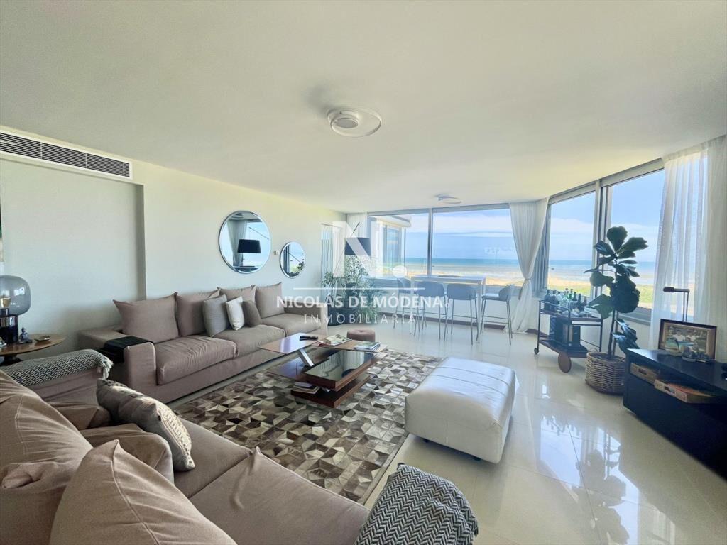 Venta y Alquiler Apartamento primera línea Brava