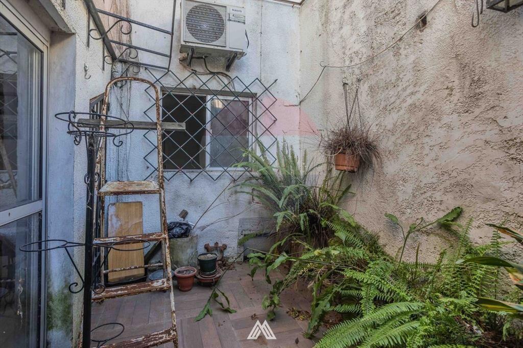 VENTA CASONA Y DOS APARTAMENTOS CON GARAJE PALERMO