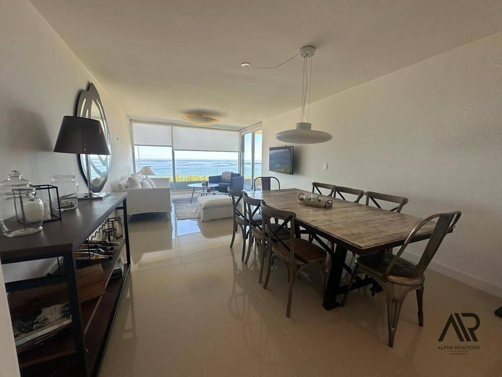 Apartamento en alquiler temporario c/ cochera en Pinares