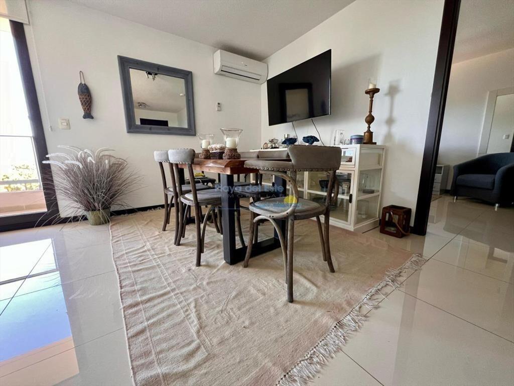 En venta apartamento con excelente vista, de 3 en