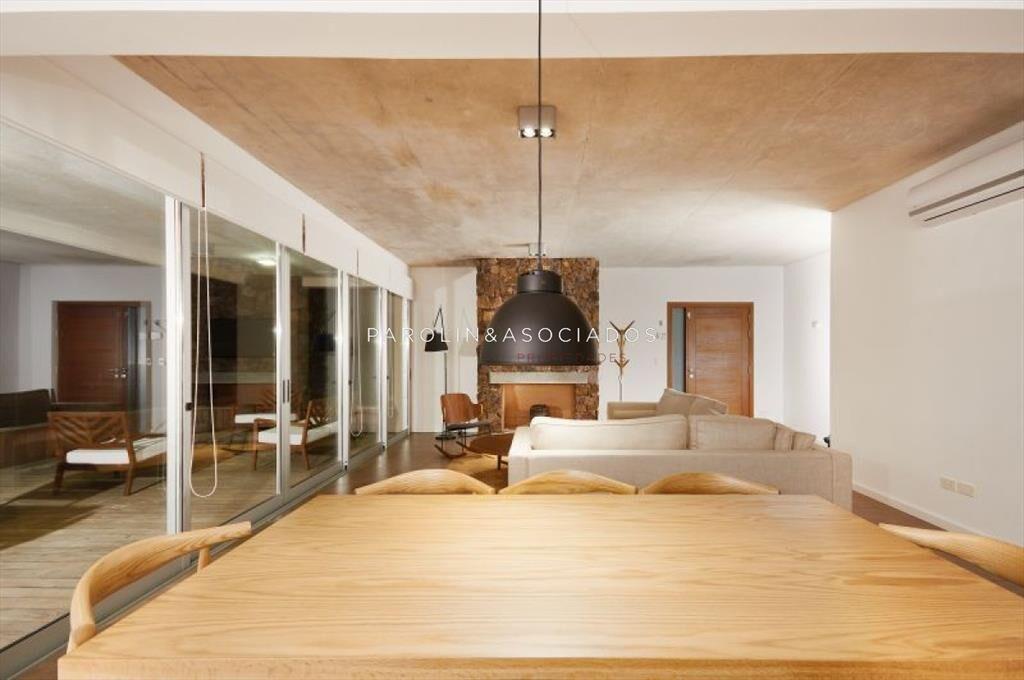 Apartamento en venta de 2 dormitorios en Punta
