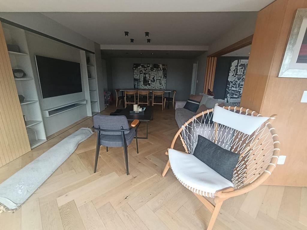 Leyenda Patria, piso alto, 288 m2 24 m2 terrazas, gge x3