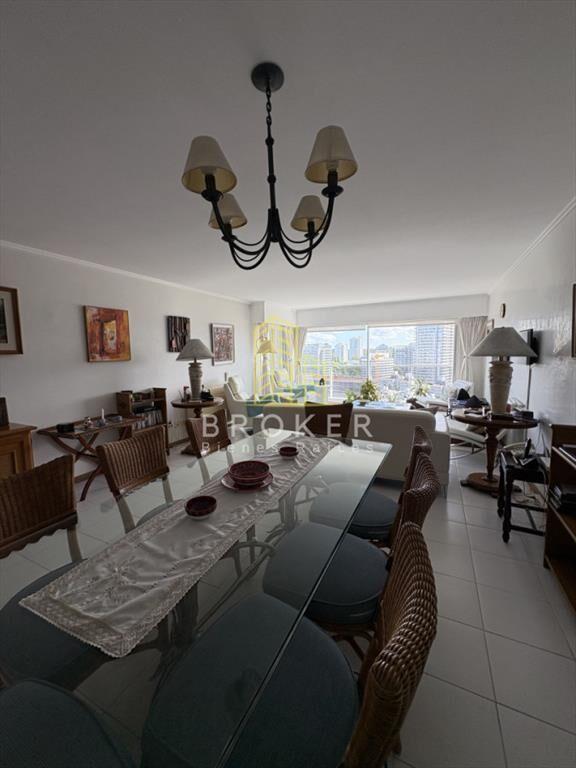 Venta de departamento de 3 dormitorios + servicio