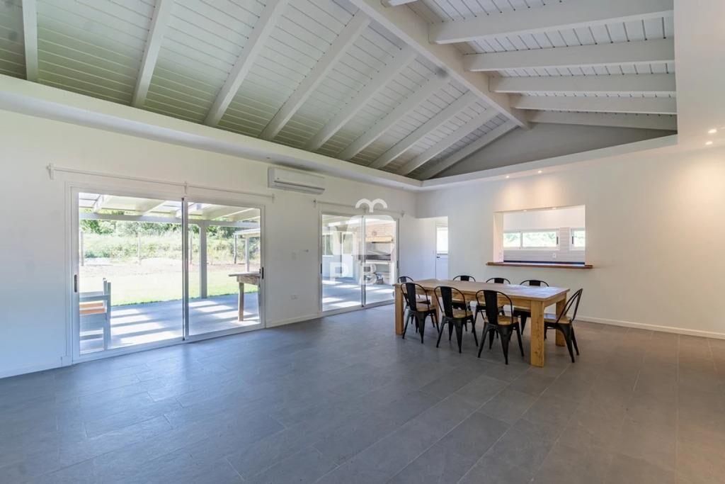 Casa 4 DORMITORIOS en Camino Lussich, Punta - Ref