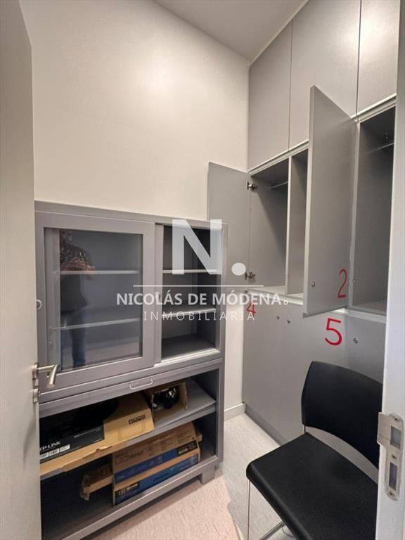 En venta casa tipo clinica en excelente en Punta