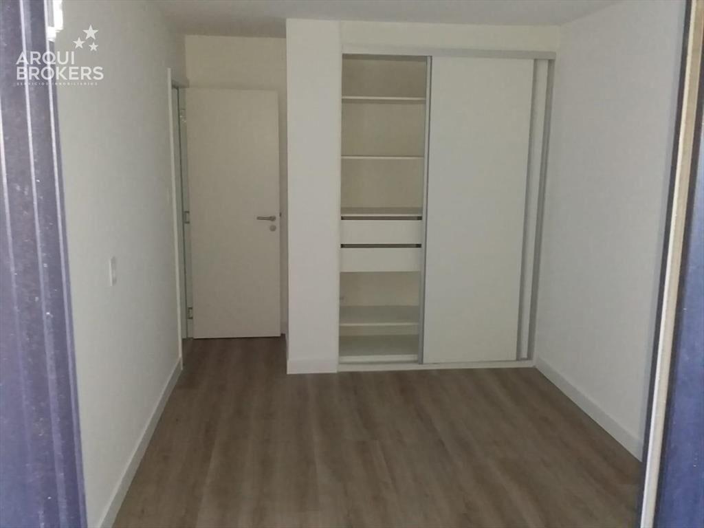 Apartamento de tres dormitorios en venta en Malvín - 101