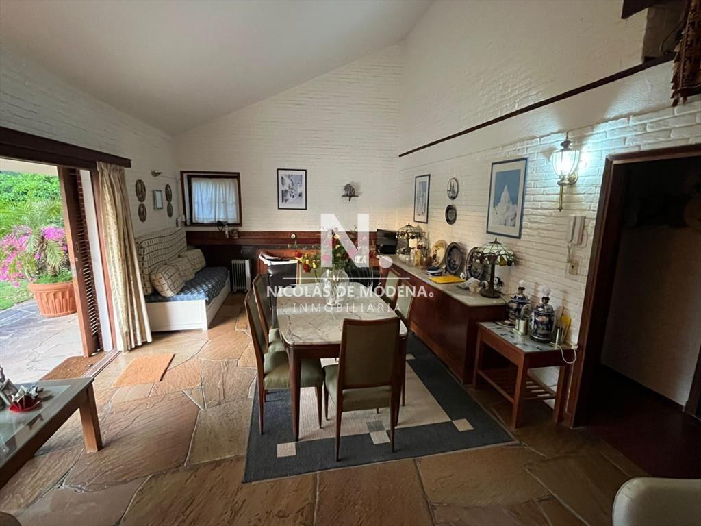 Vende casa de 3 dormitorios en Pinares, Punta del