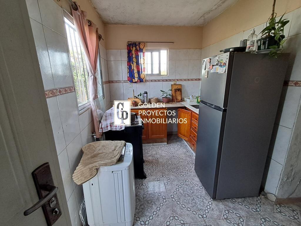 Casa en Venta Dos Dormitorios con Terreno y Cochera en Vill