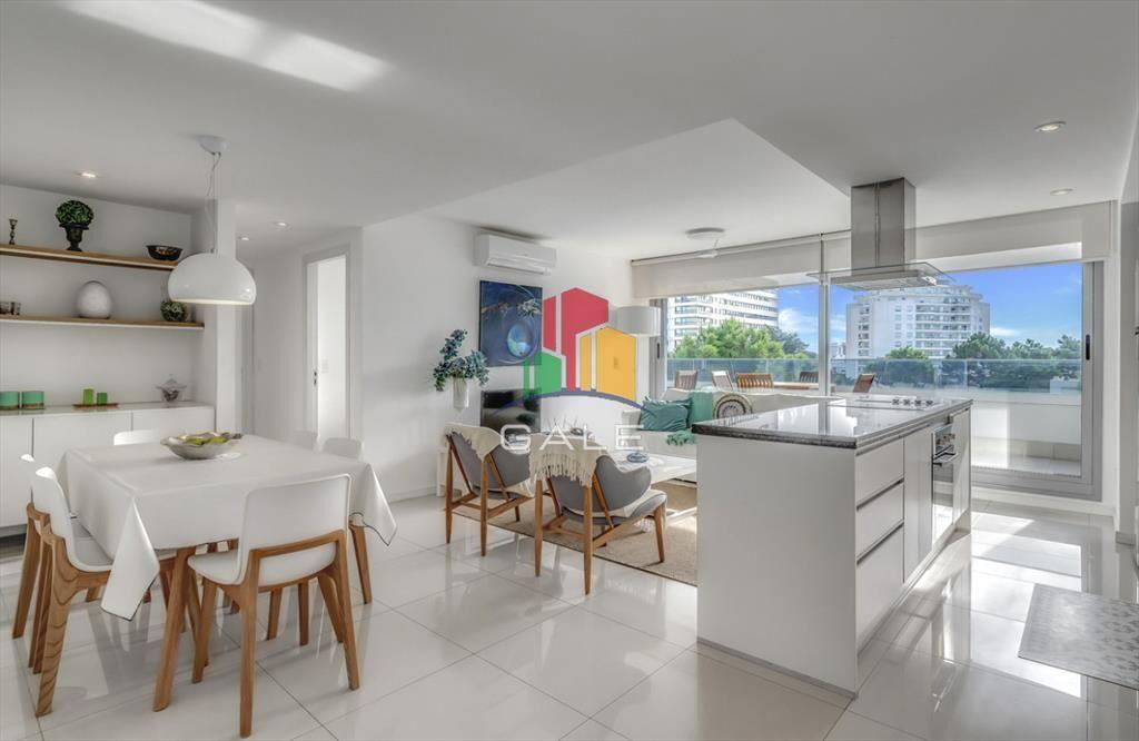 APARTAMENTO EN PUNTA DEL ESTE