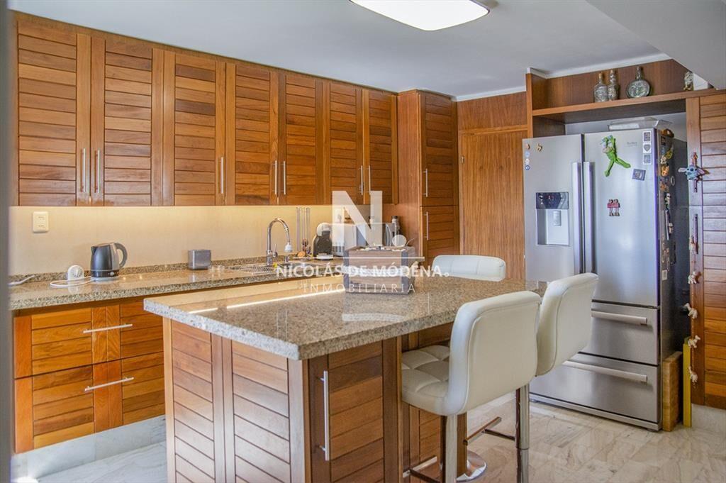 Departamento en venta de 3 dormitorios en Center,
