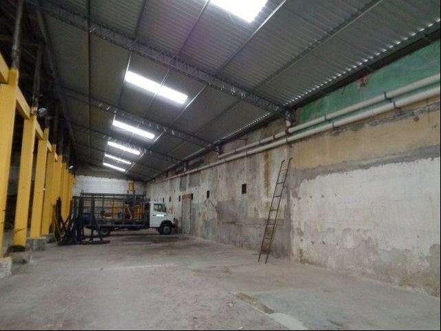 VENTA local - depósito de 2000m2 en Aguada