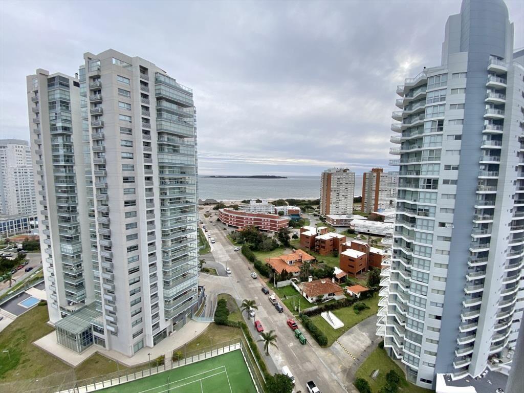 ALQUILER TEMPORARIO DE 2 DORMITORIOS EN EDIFICIO MIAMI BOUL