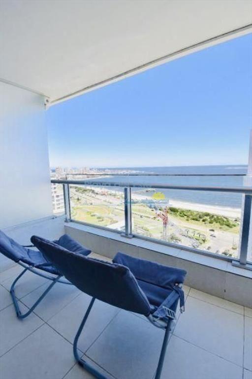Apartamento en alquiler temporario Playa Mansa 2