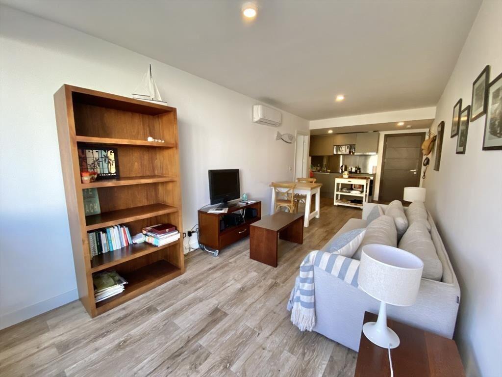 VENTA DE APARTAMENTO DE 1 DORMITORIO 1 BAÑO EN EDIFICIO LA