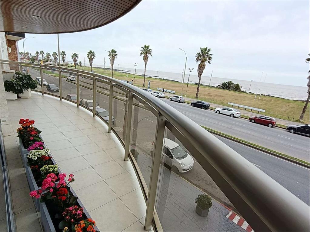 Alquiler Apartamento Punta Carretas 4 Dormitorios 5 Baños M