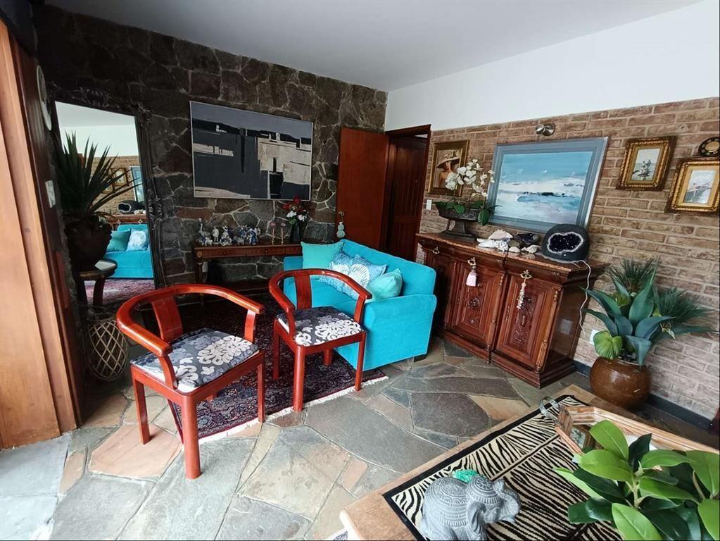 Venta Casa Malvin 4 Dormitorios 2 Baños Garaje x 3