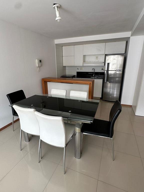 Alquiler | 1 Dorm sobre Rambla, Patio y Garage