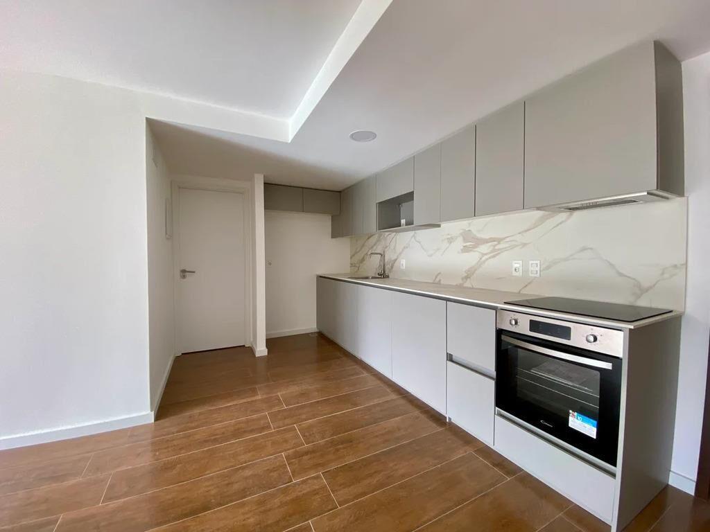 Venta de apartamento de 3 dormitorios, garaje, terraza, Carr