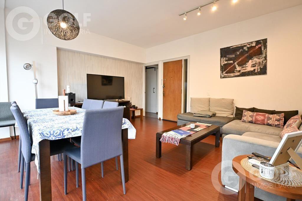 Venta de apartamento 3 dormitorios con cochera en Pocitos