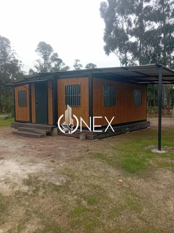 ONEX ALQUILA CASA DE 2 DORM, EN BARRIO PRIVADO