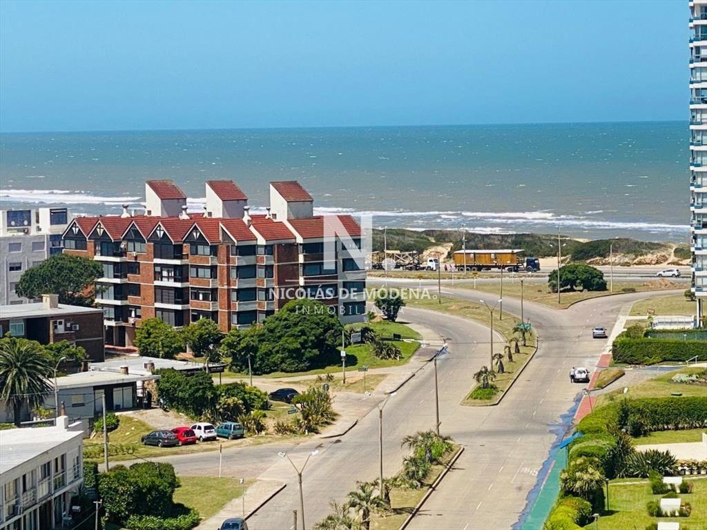 Departamento 3 dormitorios En Venta, Chiverta a