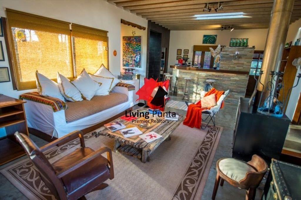 hermosa casa en Punta Ballena