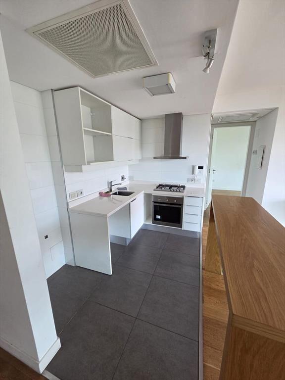 Forum, piso alto, 1 dormitorio, garaje y box, amenities !!