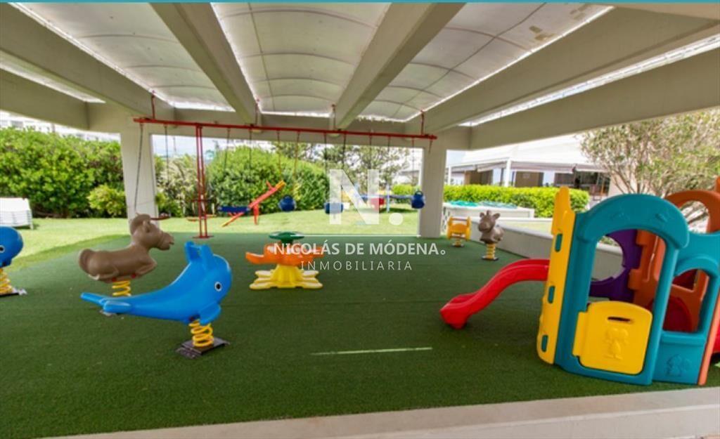 En venta apartamento de 3 dormitorios en Mansa,
