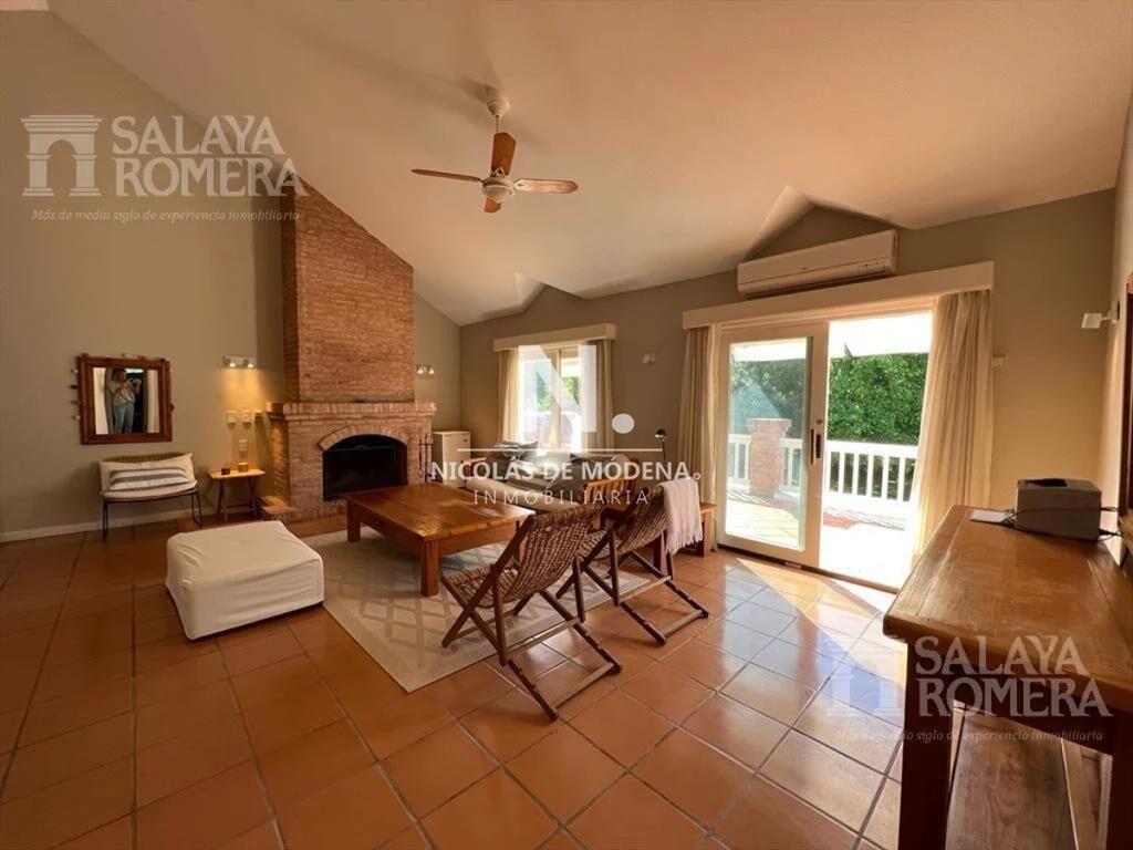 Casa divina en Playa Mansa.