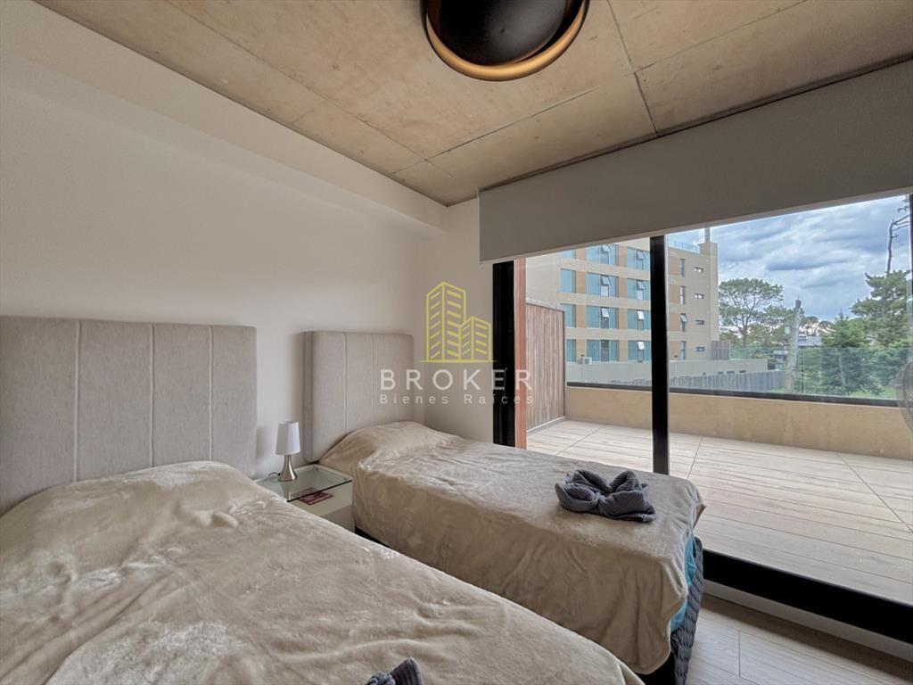 Venta apartamento punta del este 2 dormitorios al