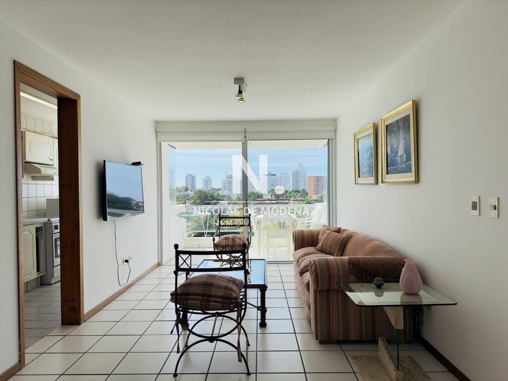 Apto en venta, Excelente ubicacion, 2 dormitorios, Punta de