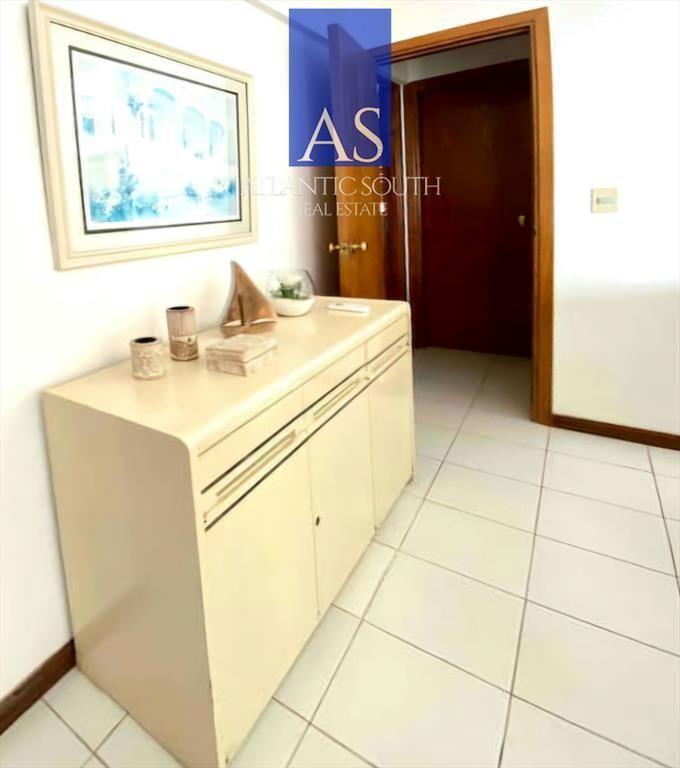 Apartamento de 2 dormitorios con vista al mar y