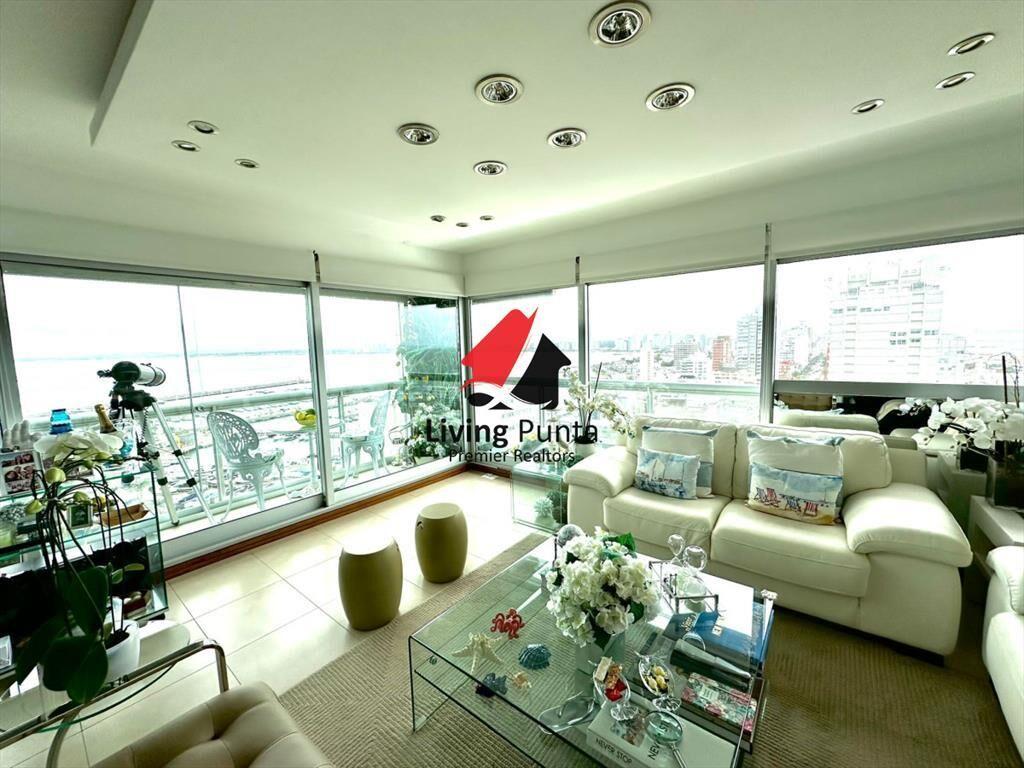apartamento con vista al puerto