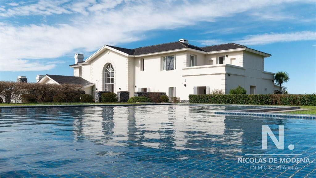 Mansion en venta y alquiler en Punta del Este, 8 dormitorio