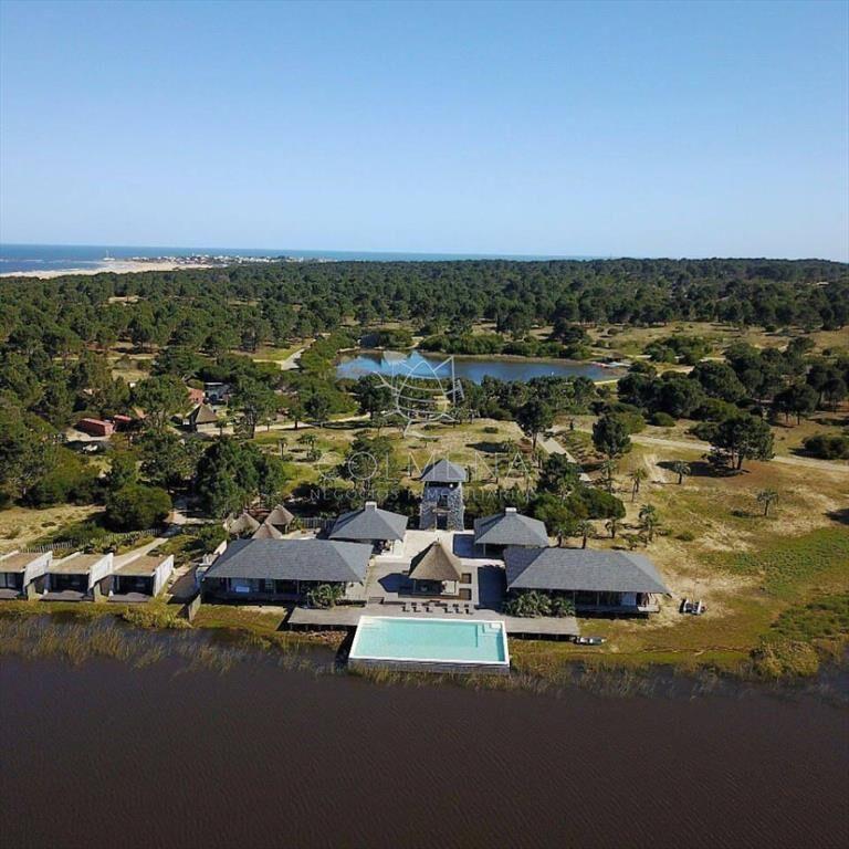 Lotes Laguna Escondida, El barrio más exclusivo de José I